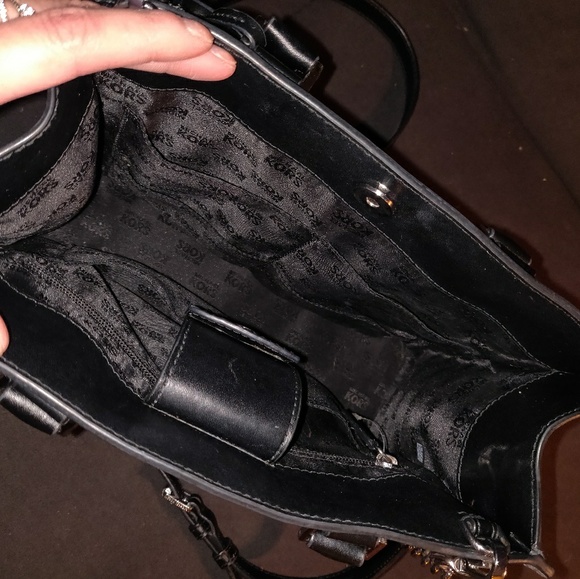 ❌️SOLD❌️Michael Kors Handbag/Crossbody - Picture 3 of 5